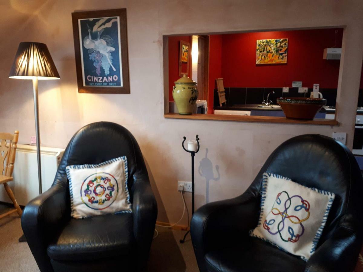 The Village Studio Apartments Moate Zewnętrze zdjęcie